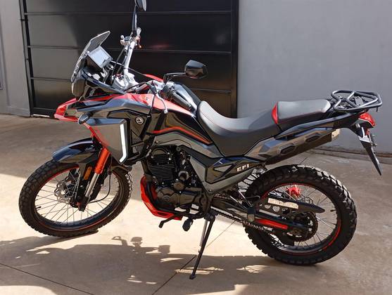 SHINERAY SHI 250 